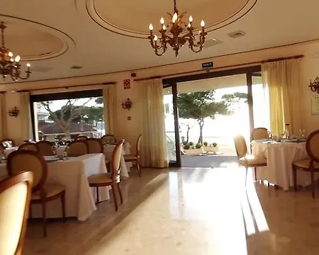 Hotel Columbus 4*