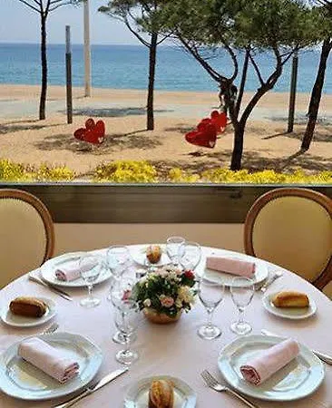 Columbus Hotel 4*