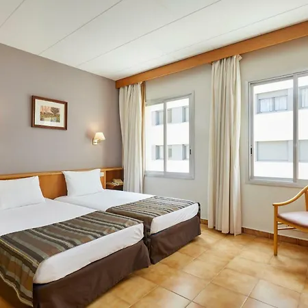 Hotel Columbus 4*